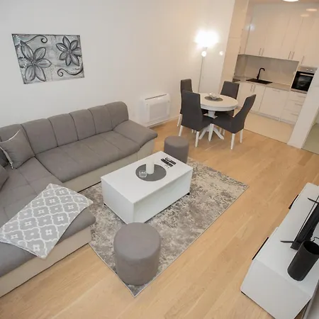 Pod Suncem アパート *