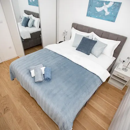 Pod Suncem アパート