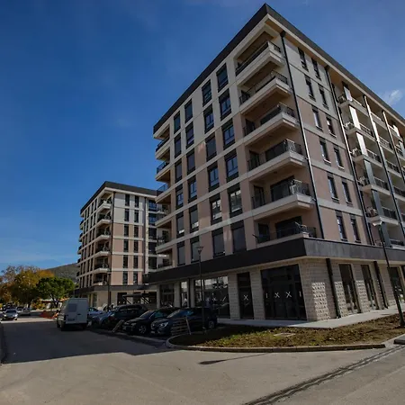 アパート Pod Suncem トレビニエ